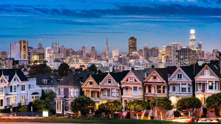 painted ladies city skyline twilight.jpg 768x432